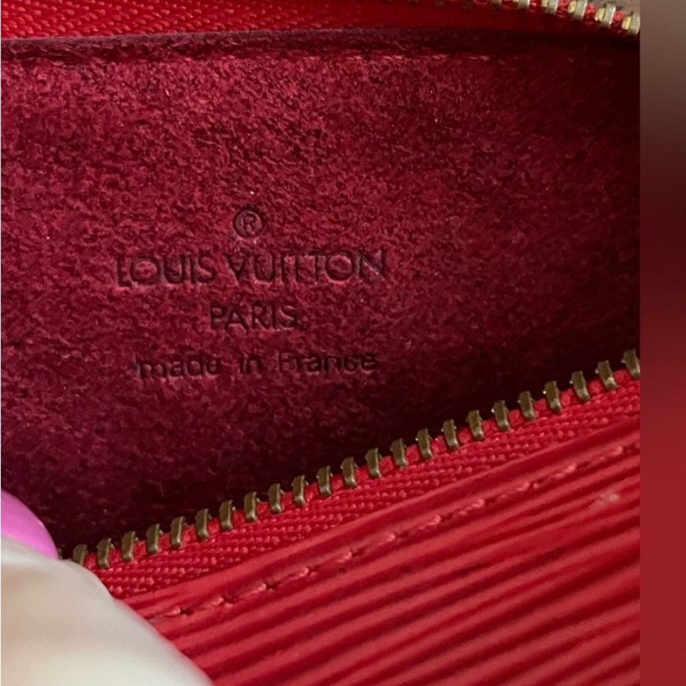 Louis Vuitton EPI Soufflot Pochette Mini in Castillan Red EUC with Coa - Picture 13 of 17